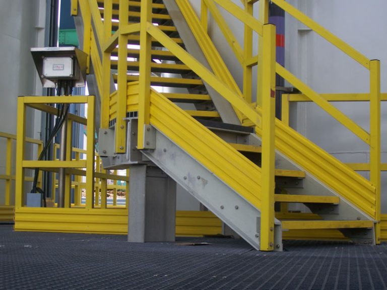 Torri per scale industriali in FRP